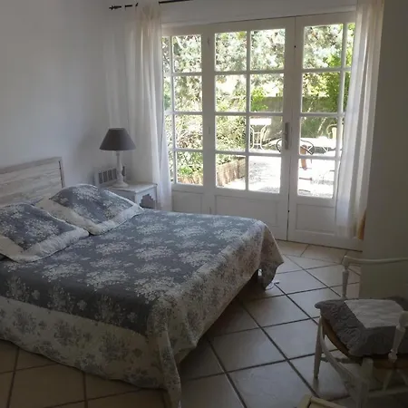 D'hotes Saint Veredeme Bed and Breakfast Pujaut