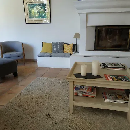 Bed and Breakfast D'hotes Saint Veredeme Pujaut